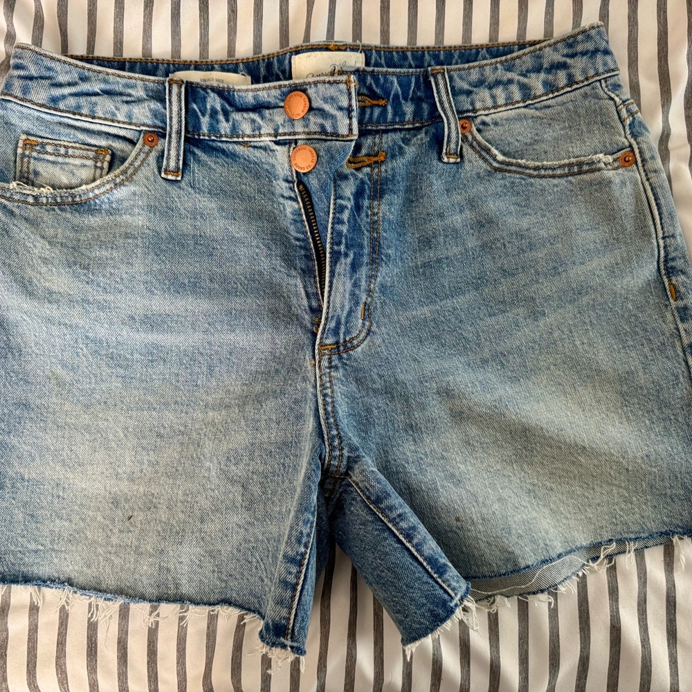 Universal Thread Vintage Midi Denim Shorts